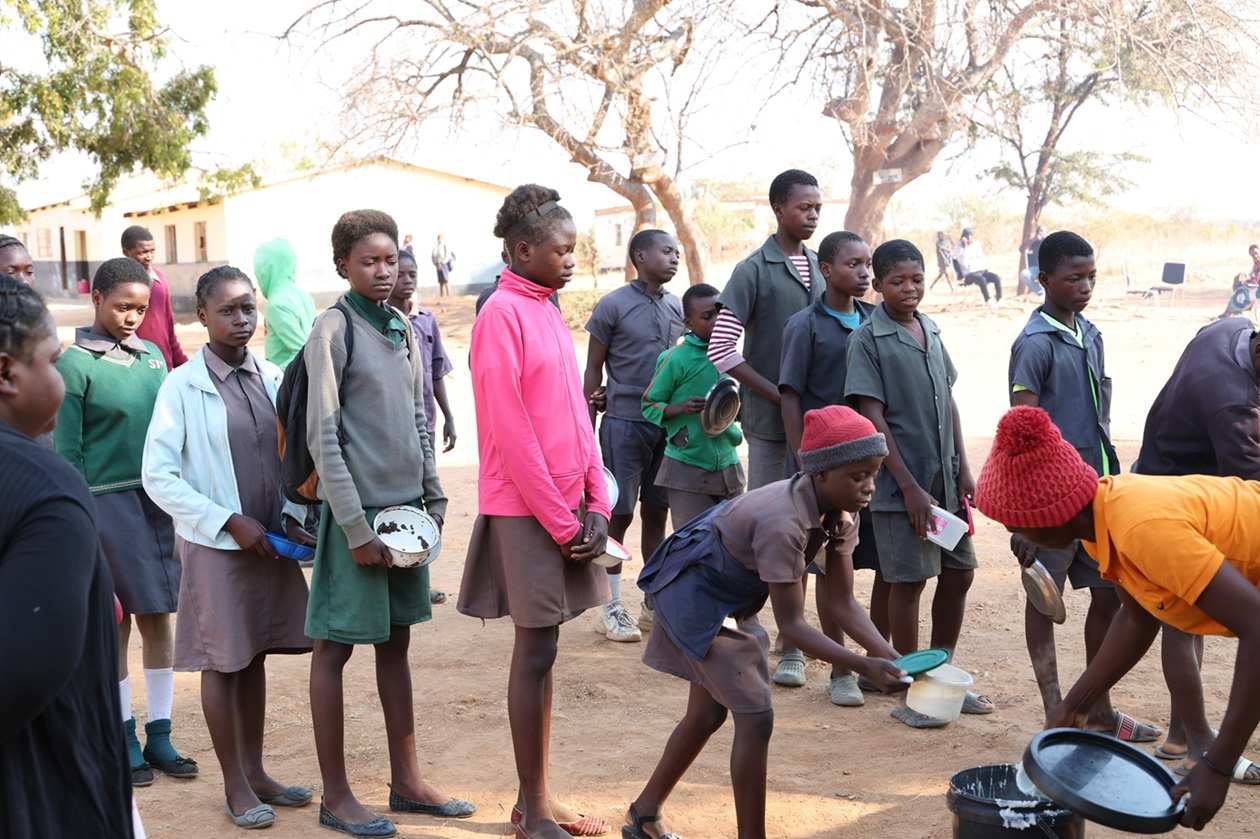 Schulspeisungen sichern Kindern in Sambia lebensnotwendige Versorgung (Foto: Kindernothilfe)